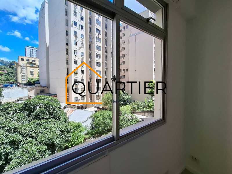 cad95f3f-c0b0-408c-8741-548fea - 9