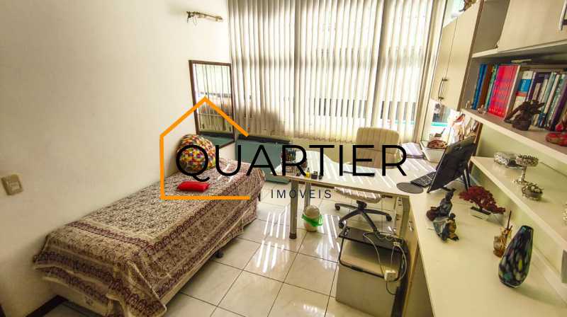 31b8e9b9-e0a7-4c16-b1ad-1372af - 13