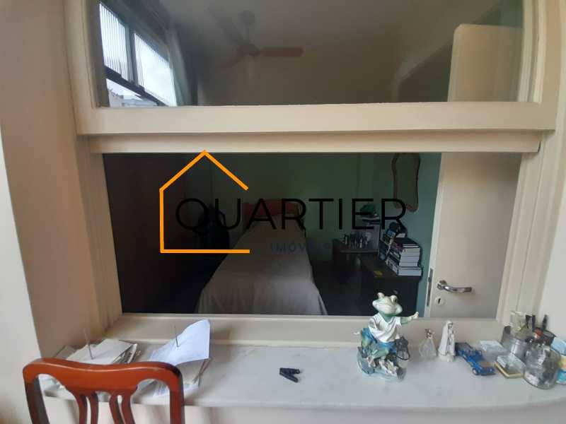 c78676c4-f356-4abf-ac56-00a409 - 6