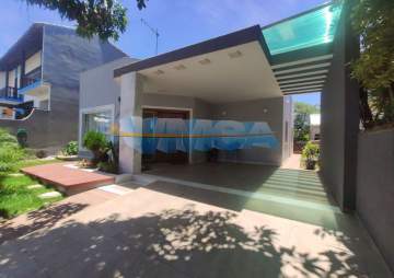 -CASA À VENDA - CONDOMÍNIO DOS PÁSSAROS CABO FRIO - O Condomínio disponibiliza de lazer, segurança e qualidade de vida. - CA0094.VMCA