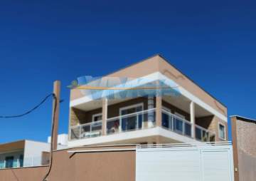 CASA À VENDA - CONDOMÍNIO DOS PÁSSAROS CABO FRIO - O Condomínio disponibiliza lazer, segurança e qualidade de vida. - CA0204.VMCA