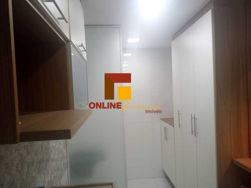 7fe700bb-d18f-4b8d-aa78-b9e7bc - 19