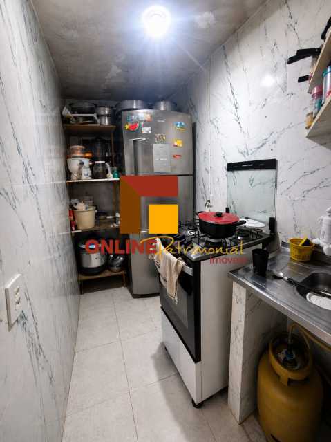 1000298525 - 8