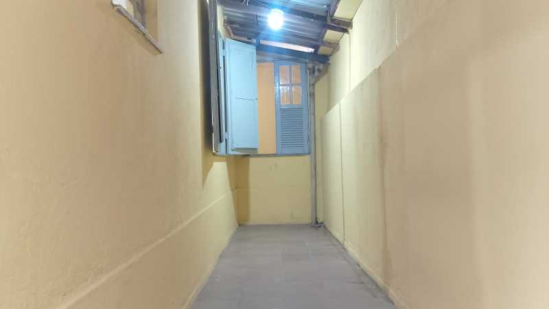 Conheça Apto. 202 - Área de Serviço do imóvel - Apartamento para alugar Avenida Doutor Manuel Teles, Centro, Duque de Caxias - R$ 1.100 - 13102 - 13 Apto. 202 - Área de Serviço - 13