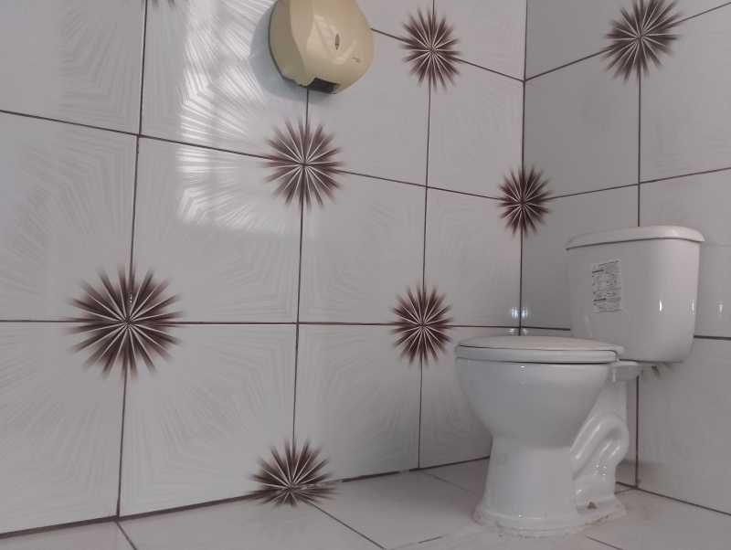 Conheça Banheiro - Sala 8 do imóvel - Prédio para alugar Avenida Doutor Manuel Teles, Centro, Duque de Caxias - R$ 10.000 - 13103 - 24 Banheiro - Sala 8 - 24