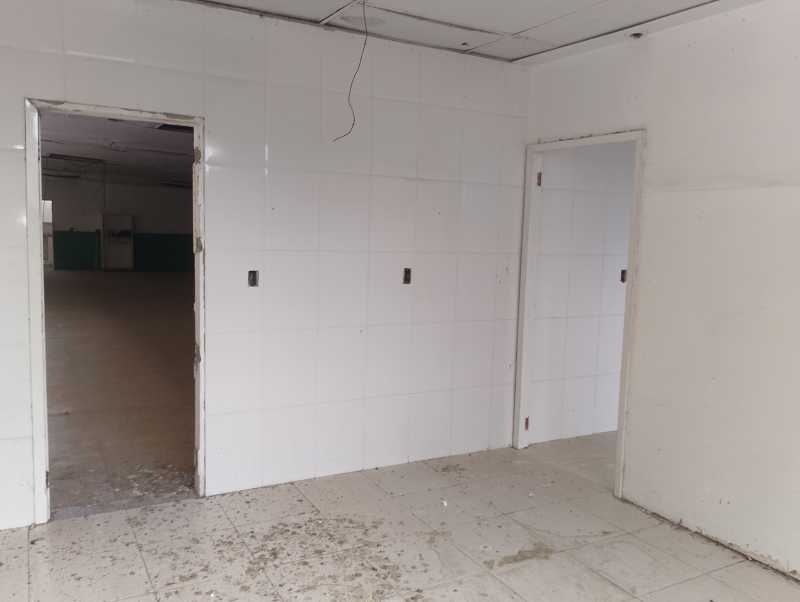 Conheça Vestiário do imóvel - Prédio para alugar Avenida Doutor Manuel Teles, Centro, Duque de Caxias - R$ 10.000 - 13103 - 29 Vestiário - 29