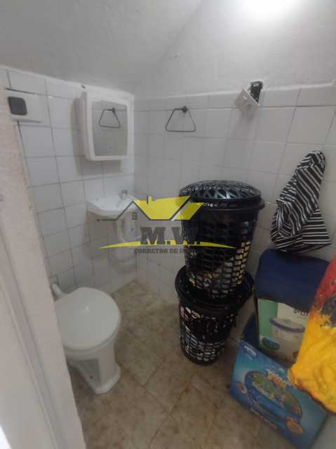 5653697b-9a3c-4179-8ff2-c1afc2 - 21