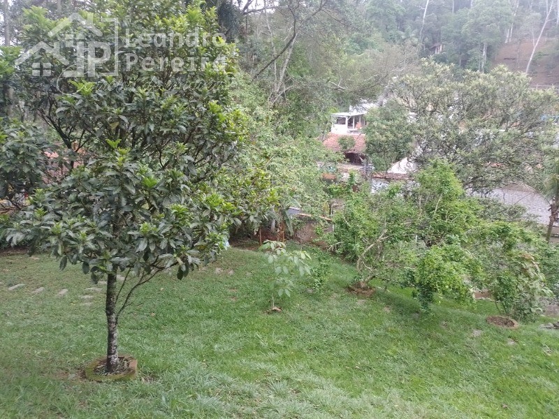 Foto 10 - 10