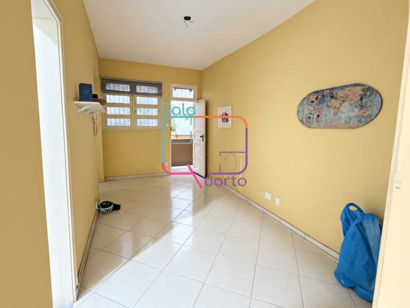 Conheça ChatGPT Image 3 de set. de 202 do imóvel - Apartamento à venda Avenida Nossa Senhora de Copacabana, Copacabana, Rio de Janeiro - R$ 650.000 - SLAP10011 - 6 ChatGPT Image 3 de set. de 202 - 6