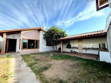 Casa 2 quartos à venda Presidente Olegário,MG - R$ 450.000 - DMCA20008 Casa 2 quartos à venda Presidente Olegário,MG - R$ 450.000 - DMCA20008