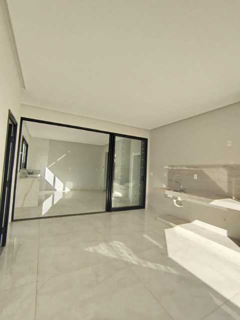 Imagem do WhatsApp de 2025-10- - 11