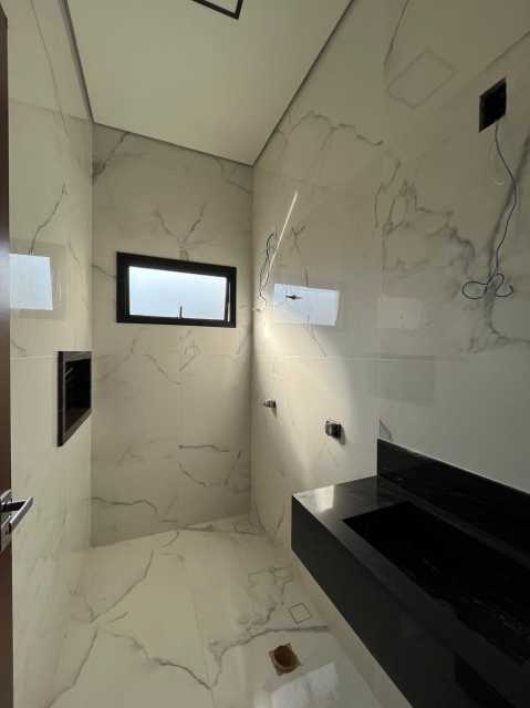 Conheça Imagem do WhatsApp de 2025-10- do imóvel - Casa 3 quartos à venda Patos de Minas,MG - R$ 980.000 - DMCA30009 - 9 Imagem do WhatsApp de 2025-10- - 9