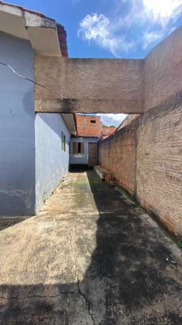 Conheça WhatsApp Image 2026-03-03 at 0 do imóvel - Casa para alugar Rua Vitória da Conquista,Patos de Minas,MG - R$ 1.300 - DMCA30020 - 4 WhatsApp Image 2026-03-03 at 0 - 4