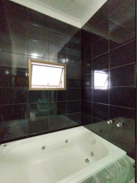 Conheça Imagem do WhatsApp de 2025-05- do imóvel - Casa 4 quartos à venda Patos de Minas,MG - R$ 1.200.000 - DMCA40001 - 18 Imagem do WhatsApp de 2025-05- - 18