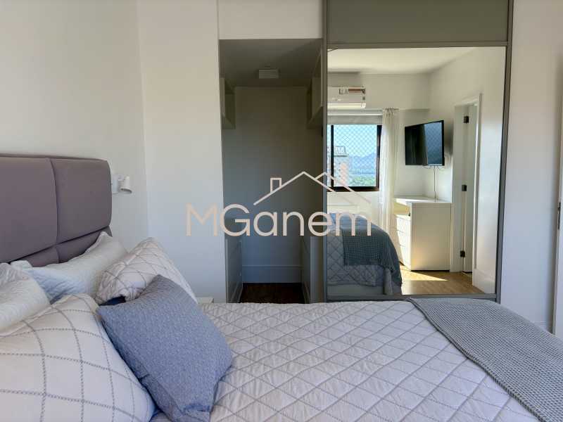 Conheça Suíte do imóvel - Apartamento à venda Avenida Marechal Henrique Lott, Barra da Tijuca, Rio de Janeiro - R$ 1.900.000 - MGAP30035 - 14 Suíte - 14