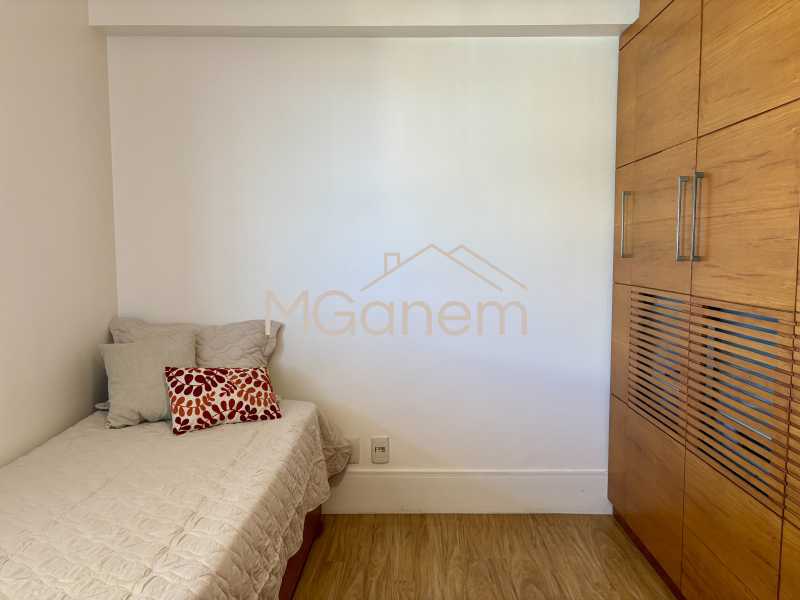 Conheça 2° Quarto do imóvel - Apartamento à venda Avenida Marechal Henrique Lott, Barra da Tijuca, Rio de Janeiro - R$ 1.900.000 - MGAP30035 - 11 2° Quarto - 11