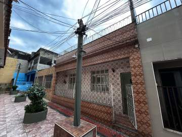 Casa de Vila à venda Avenida Getúlio Vargas,Nilópolis,RJ Centro - R$ 350.000 - Q4U01