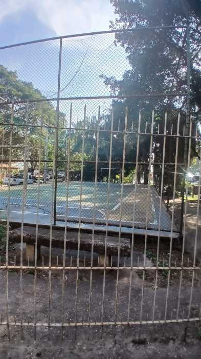 LATERAL DO SALÃO - 13