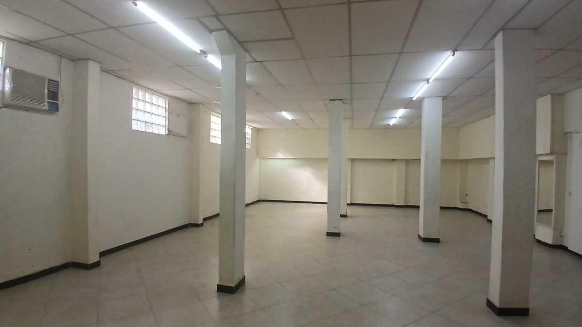 FUNDO DO SALÃO - 3