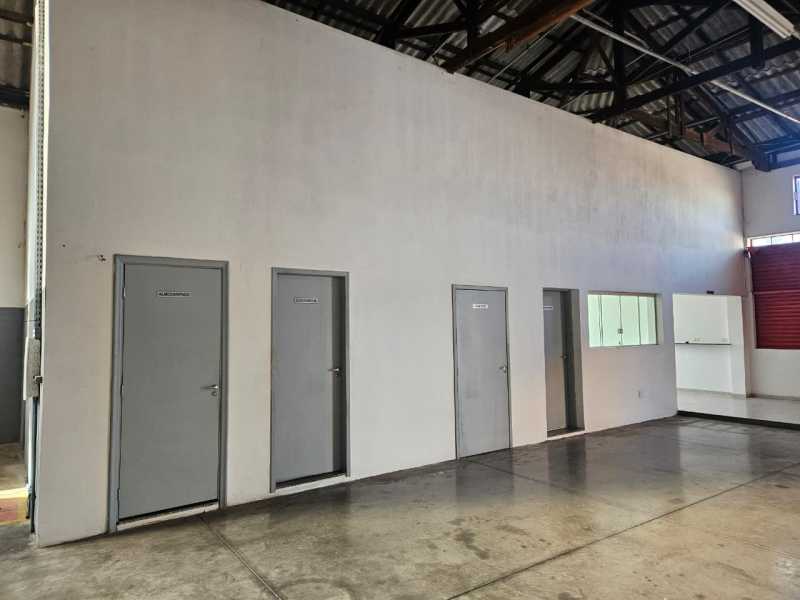 Conheça 18 do imóvel - Barracão 1.000m² Locação - Centro Londrina (ZC1) - DLGA00017 - 18 18 - 18