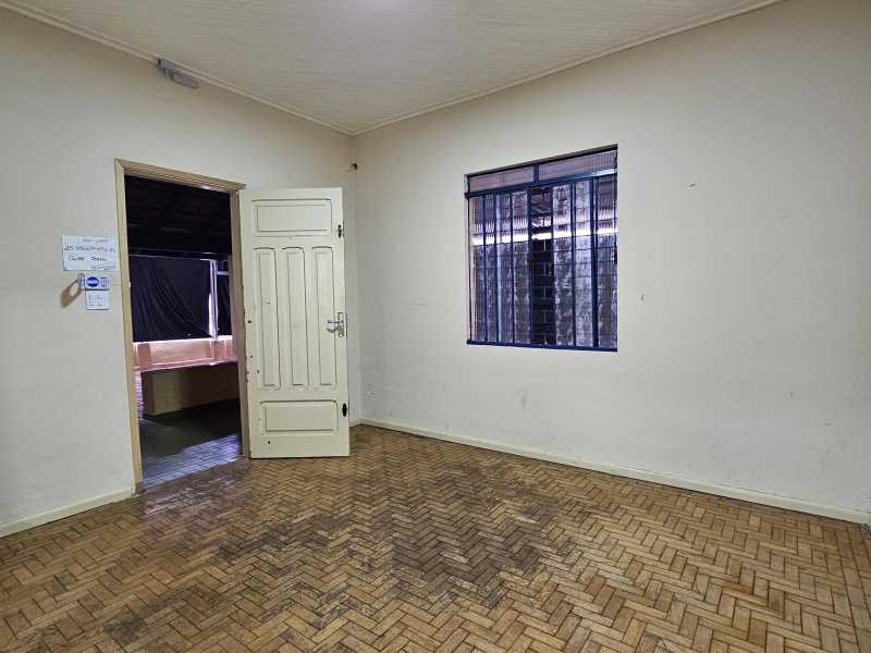 Conheça 4 do imóvel - Casa Comercial Locação Vila Casoni - Centro - DLCC00001 - 4 4 - 4