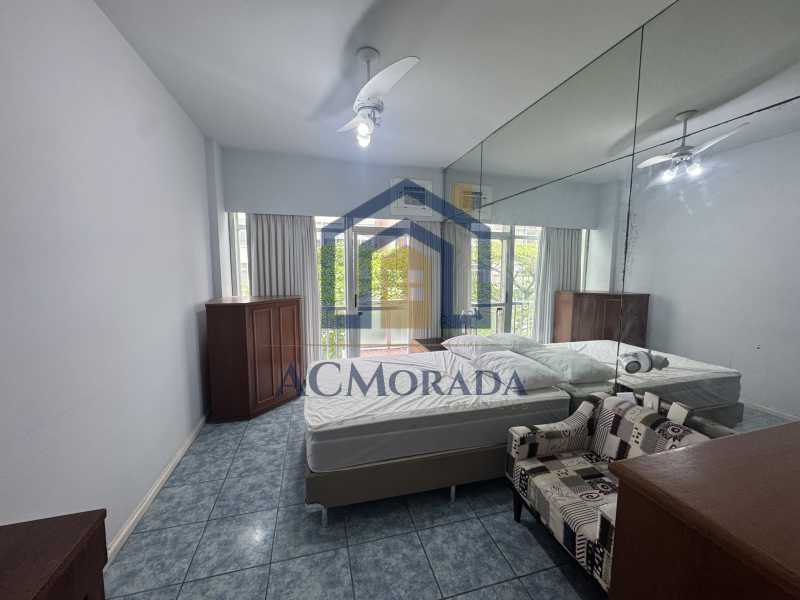 Quarto - 11
