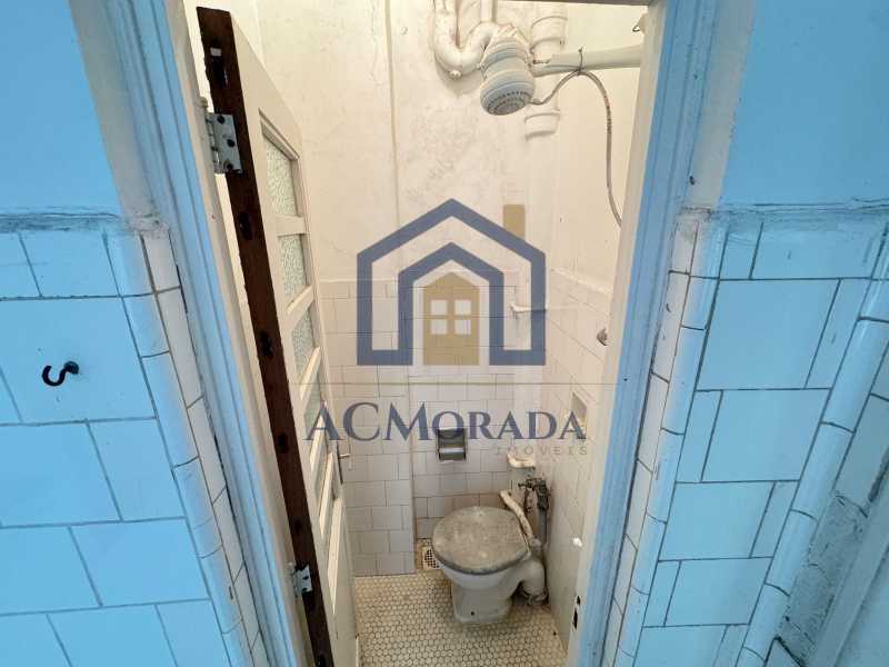 Banheiro de serviço - 28