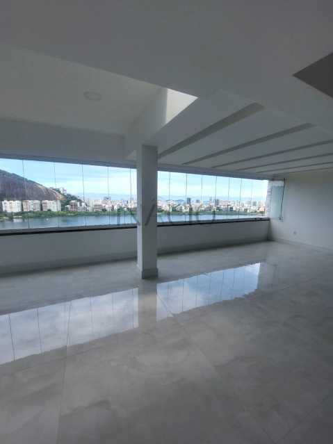 Conheça WhatsApp Image 2026-07-15 at 1 do imóvel - Cobertura 4 quartos para venda e aluguel Lagoa, Rio de Janeiro - R$ 12.500.000 - L.CBVL241 - 15 WhatsApp Image 2026-07-15 at 1 - 15