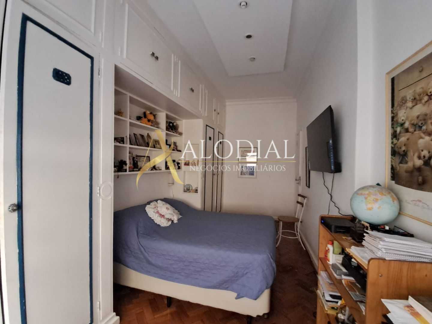Quarto - 8