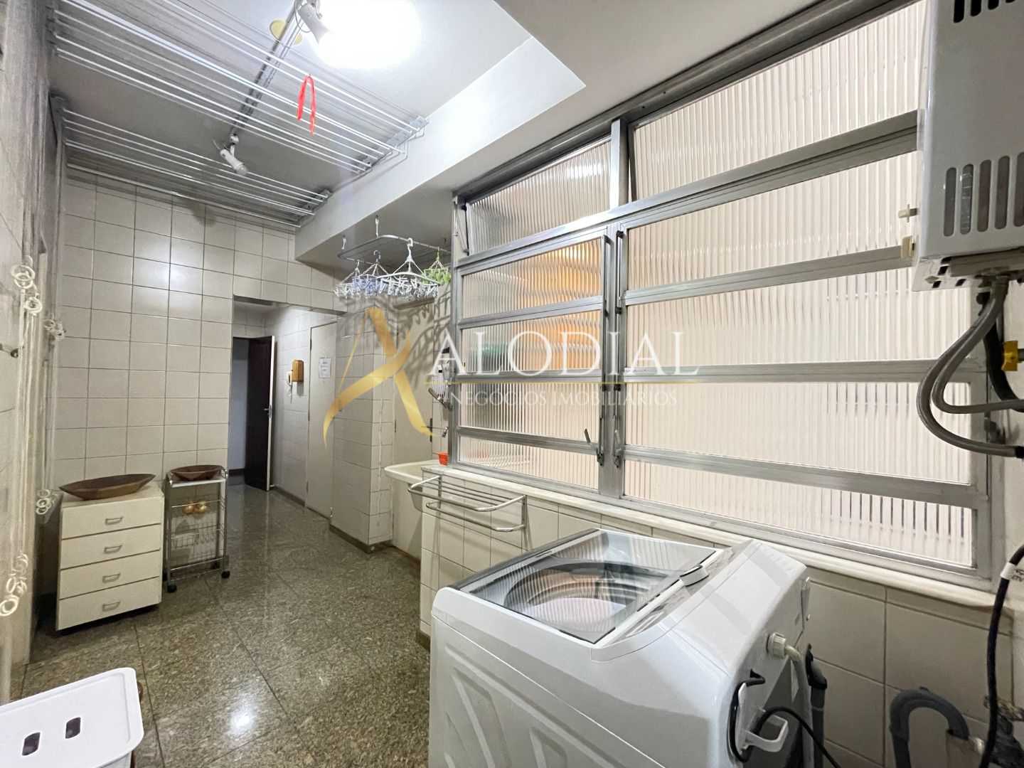 Area de Serviço - 24