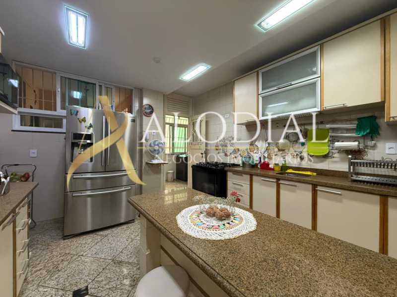 Conheça IMG-20251008-WA0066 do imóvel - Apartamento 4 quartos à venda Copacabana, Rio de Janeiro - R$ 2.150.000 - ANAP40007 - 24 IMG-20251008-WA0066 - 24