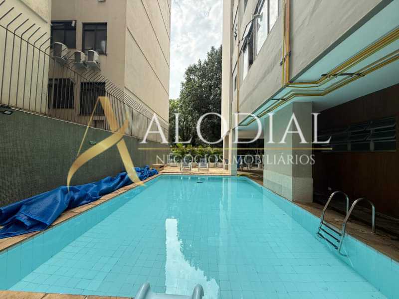 WhatsApp Image 2025-10-28 at 1 - 6