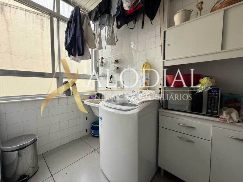 WhatsApp Image 2025-10-28 at 1 - 29