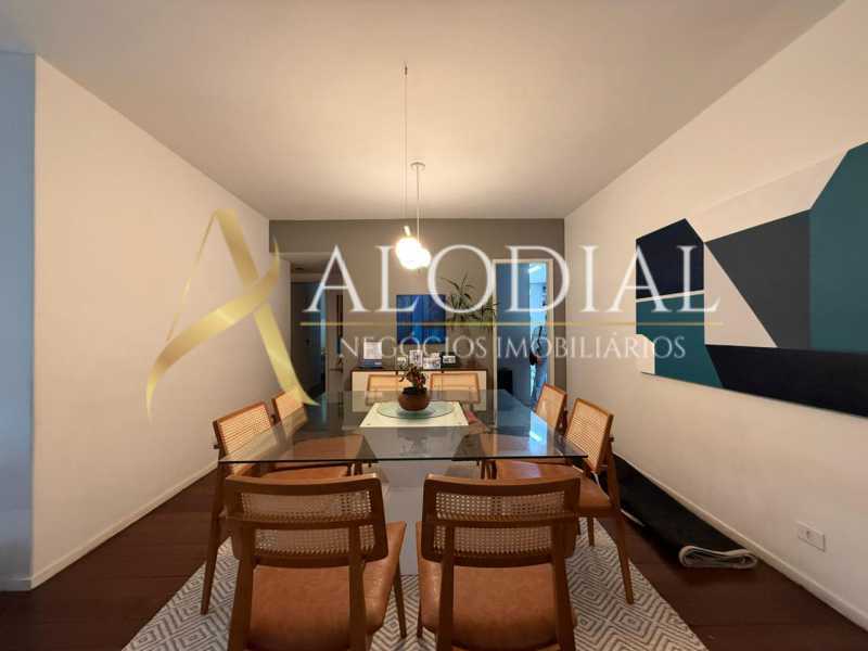 WhatsApp Image 2025-10-28 at 1 - 9