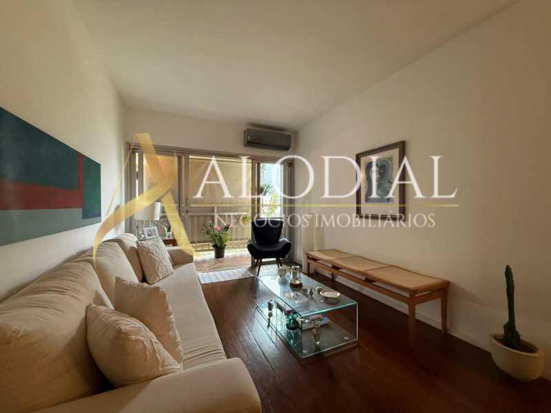 WhatsApp Image 2025-10-28 at 1 - 17