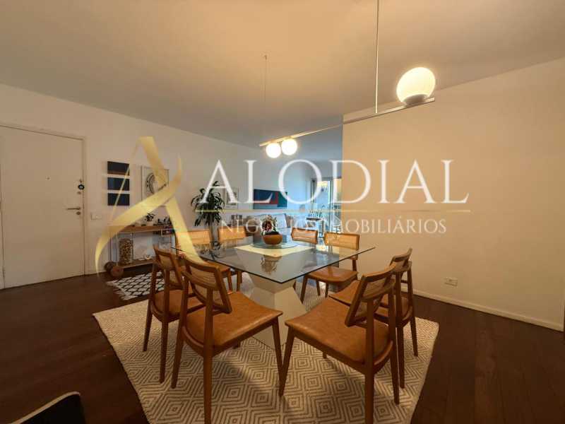 WhatsApp Image 2025-10-28 at 1 - 7