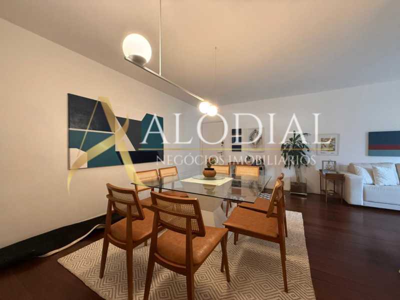 WhatsApp Image 2025-10-28 at 1 - 15