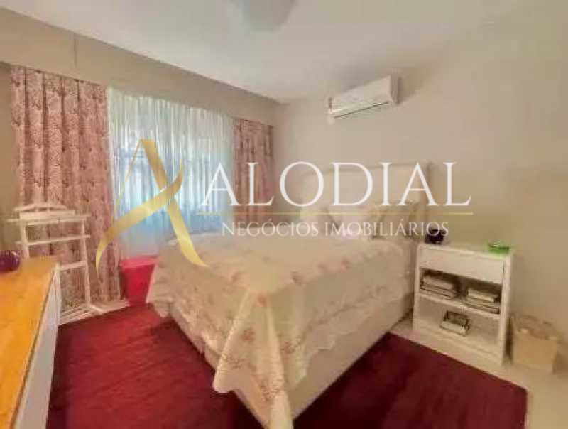 WhatsApp Image 2025-11-11 at 1 - 10