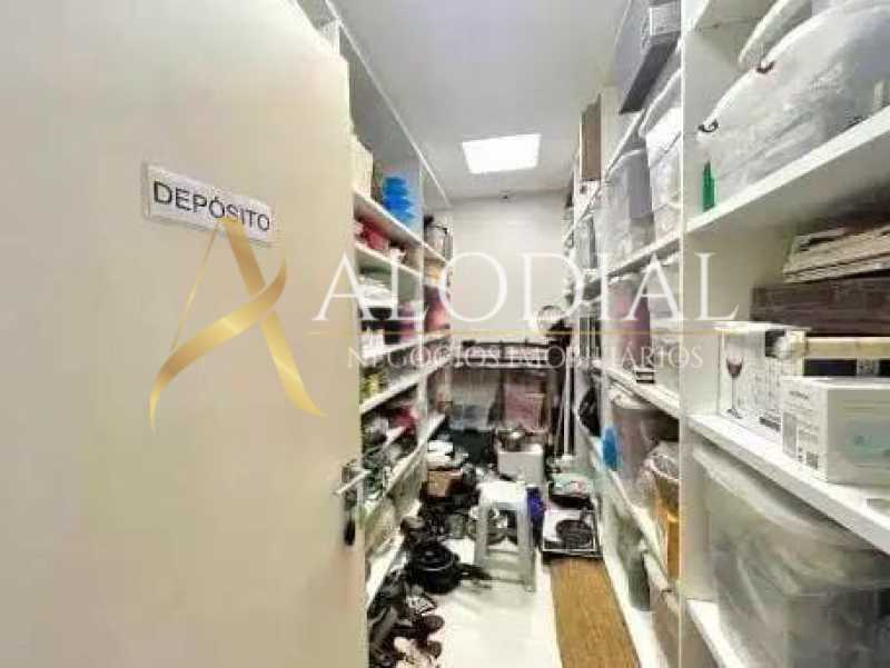 WhatsApp Image 2025-11-11 at 1 - 18