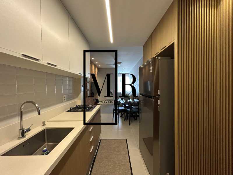 26002d95-438c-4416-a566-f4b98d - 15