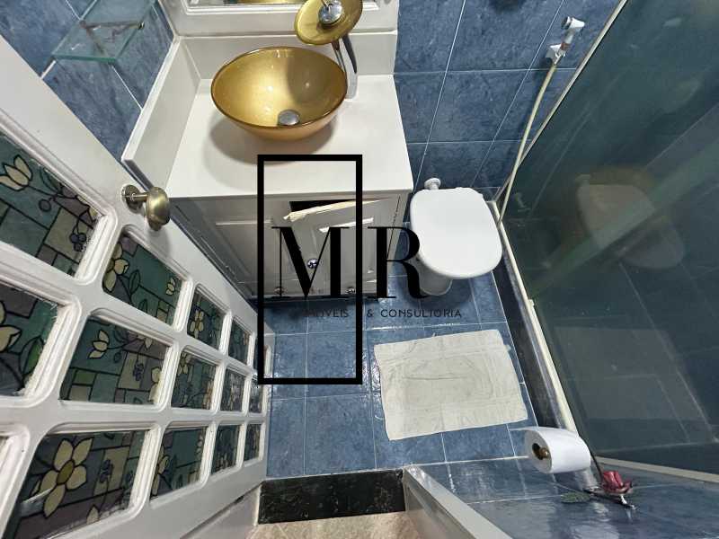 aa67b049-f9d9-41fb-9fa4-673bb6 - 21