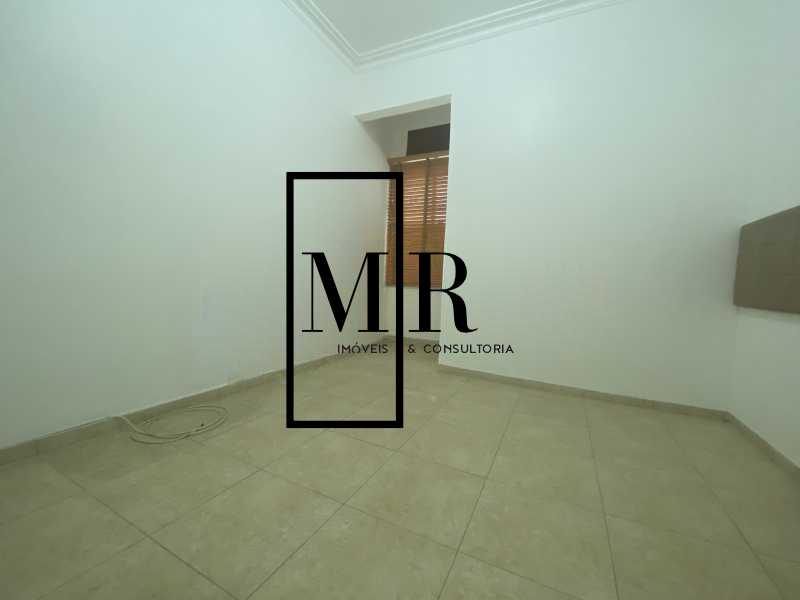 AIRetouch_20251029_230412714 - 9