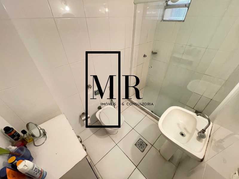 462b2fe3-570f-4ac4-8b8b-7e1bda - 12