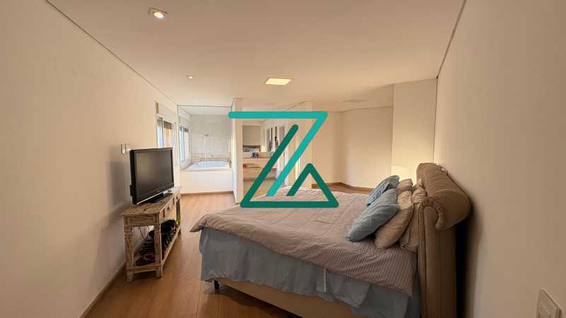 WhatsApp Image 2025-09-10 at 1 - 21