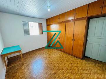Ótima localização - Casa à Venda de 138m² com Edícula e 2 dormitórios na Av. Samuel Martins em Jundiaí SP - RLCA20008