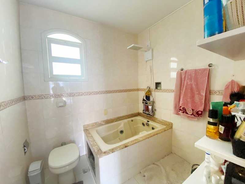 Conheça WhatsApp Image 2023-04-17 at 1 do imóvel - Casa de Vila 4 quartos à venda Freguesia (Jacarepaguá), Rio de Janeiro - R$ 860.000 - FRCV40009 - 7 WhatsApp Image 2023-04-17 at 1 - 7