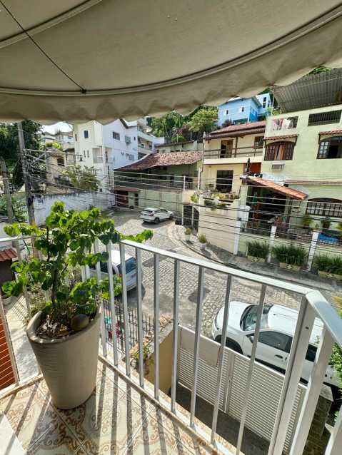 8a200780-8648-4f9c-b9df-53eb99 - 13