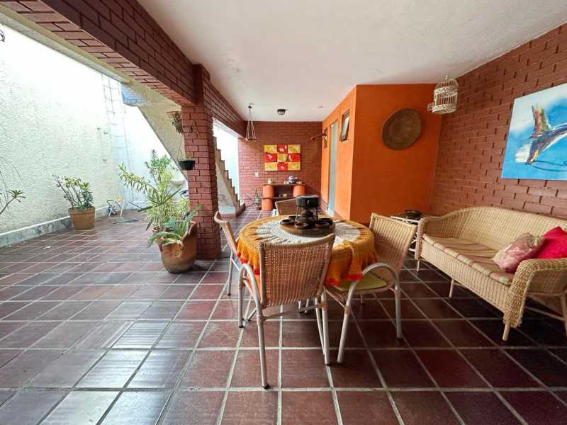 ebb0cadb-0cb1-4174-ab22-2bd18d - 23