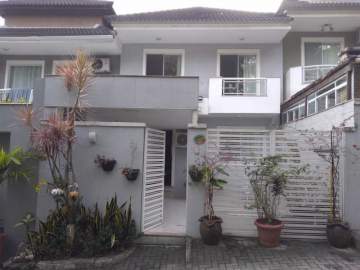 Casa em Condomínio 3 quartos à venda Jacarepaguá, Rio de Janeiro - R$ 715.000 - FRCN30257
