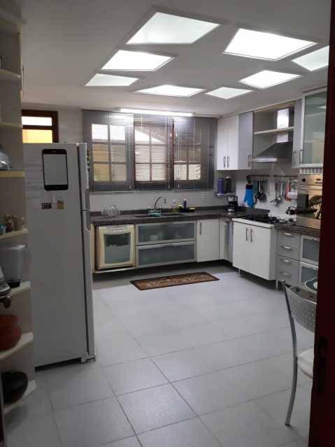 Conheça WhatsApp Image 2024-05-24 at 2 do imóvel - Casa 4 quartos à venda Anil, Rio de Janeiro - R$ 900.000 - FRCA40032 - 26 WhatsApp Image 2024-05-24 at 2 - 26